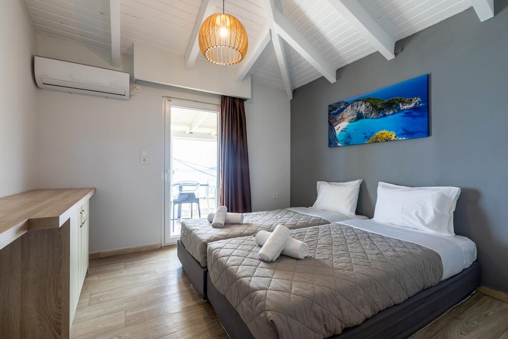 Arkadianos Aparthotel Agios Sostis  Екстериор снимка