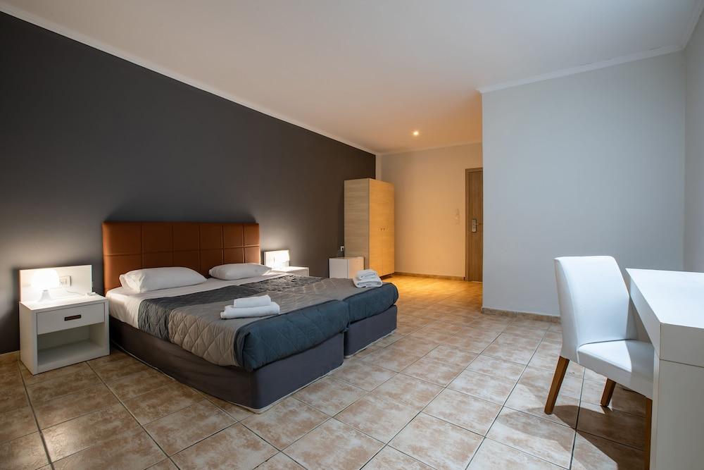 Arkadianos Aparthotel Agios Sostis  Екстериор снимка