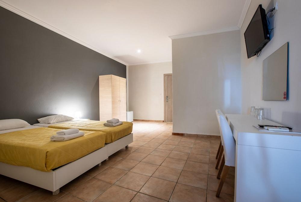 Arkadianos Aparthotel Agios Sostis  Екстериор снимка