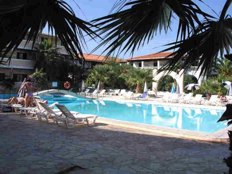 Arkadianos Aparthotel Agios Sostis  Екстериор снимка